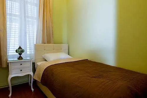 Aparthotel Alhambra Apart Hotel Istanbul