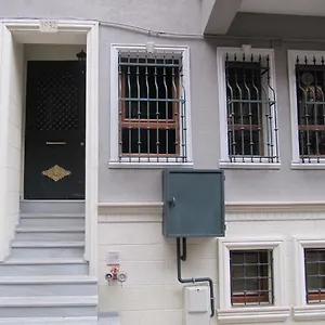 Neva Flats Taksim *** Estambul