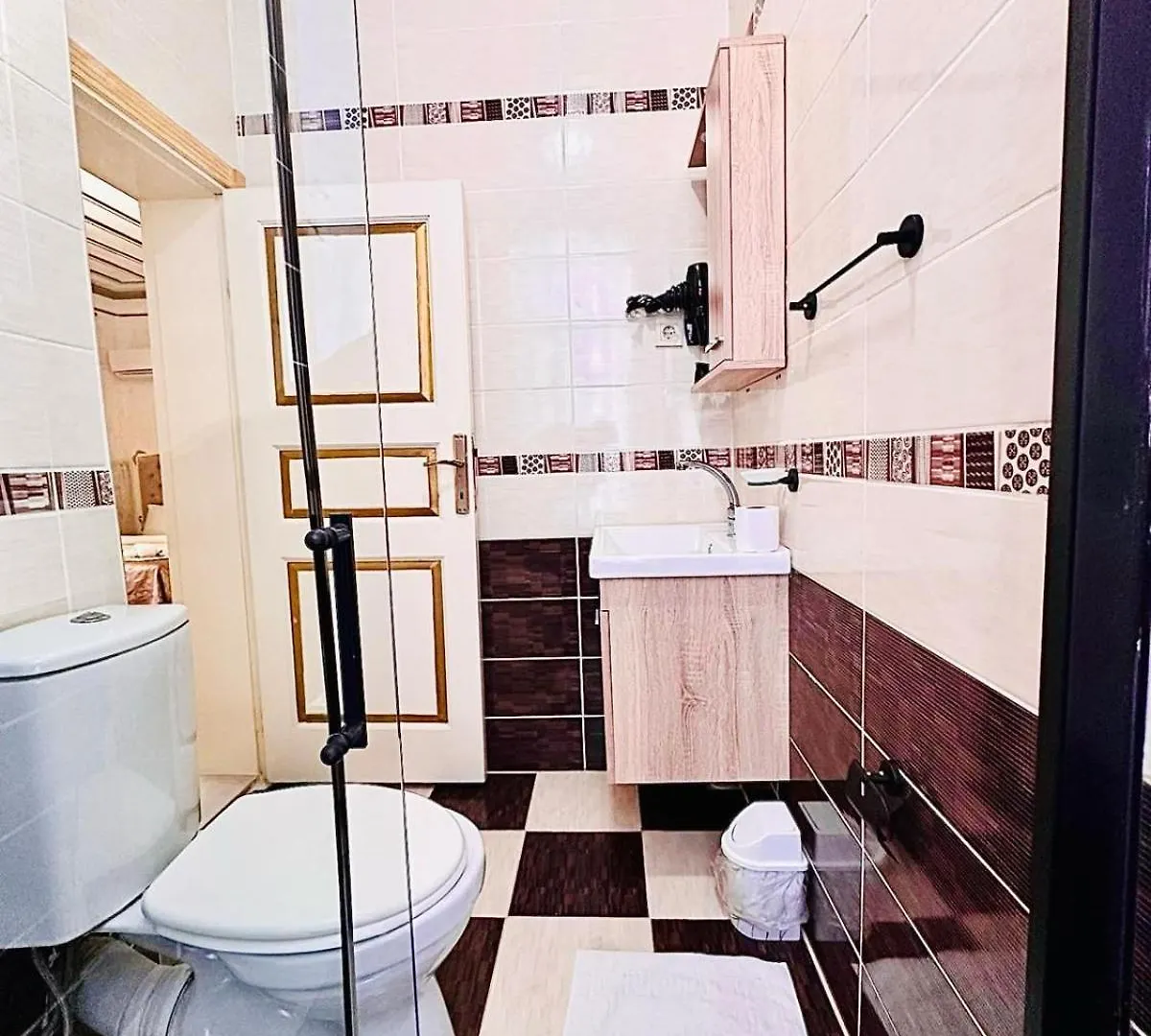 Alhambra Apart Hotel Istanbul 3*,