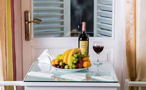 Alhambra Apart Hotel Istanbul 3*,